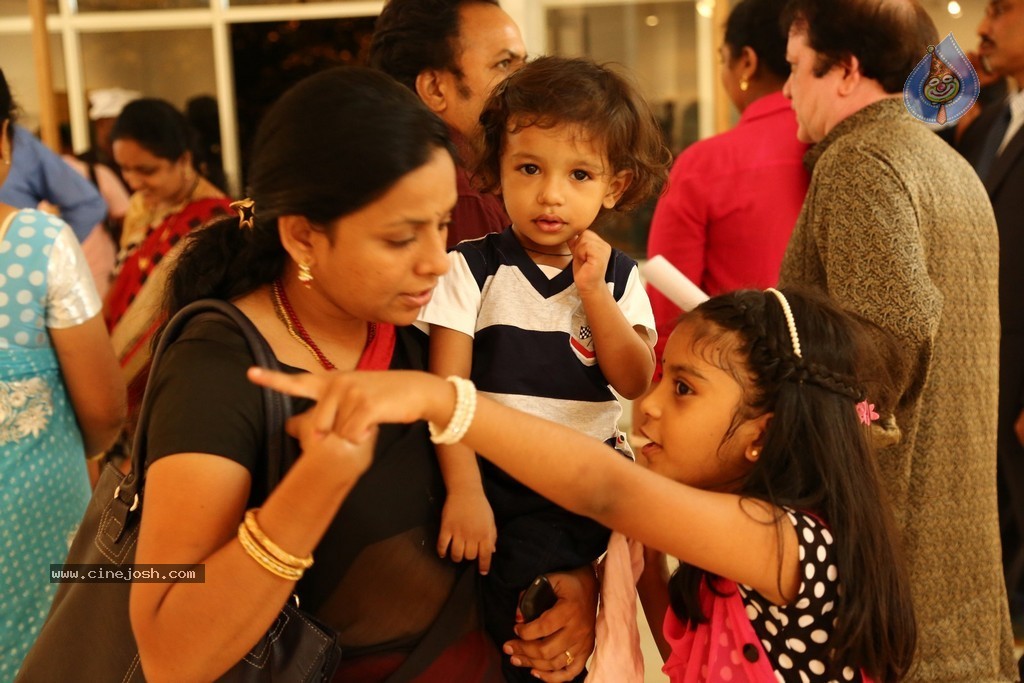 Romeo Team at Expression of Colours Inauguration - 35 / 90 photos