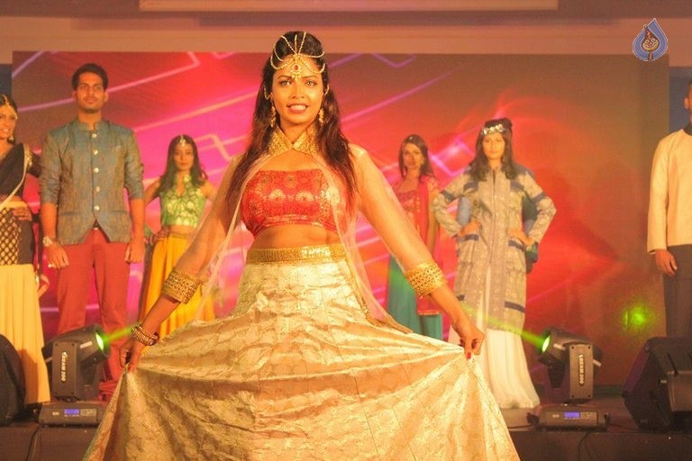 Face of Madras Awards 2015 - 26 / 31 photos