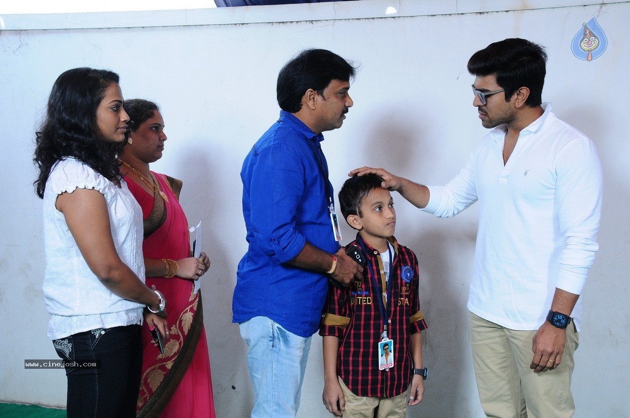 Fans Meet Ram Charan - 7 / 70 photos