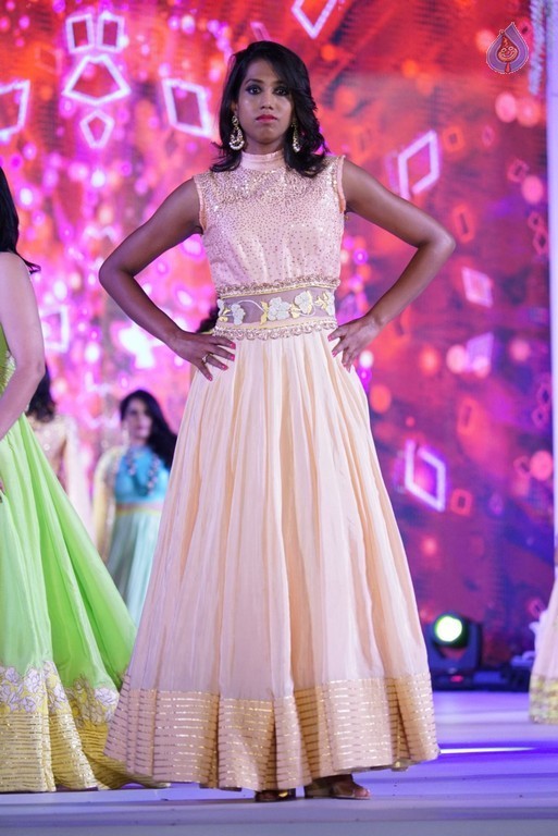 FICCI FLO Women Achievers Fashion Show - 22 / 176 photos