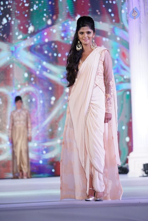 FICCI FLO Women Achievers Fashion Show - 50 / 176 photos