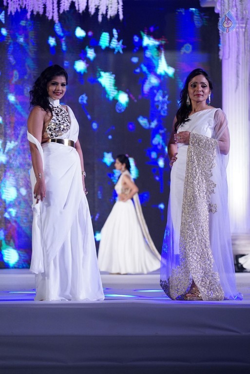 FICCI FLO Women Achievers Fashion Show - 62 / 176 photos