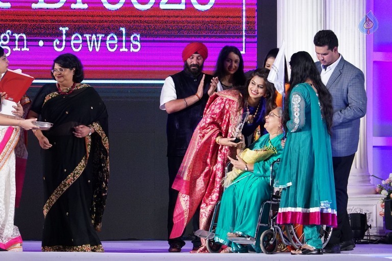 FICCI FLO Women Achievers Fashion Show - 98 / 176 photos