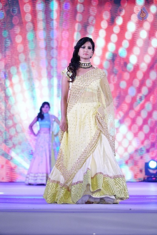 FICCI FLO Women Achievers Fashion Show - 103 / 176 photos