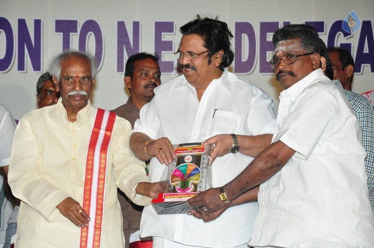 Film Industry Workers Felicitation - 51 / 96 photos