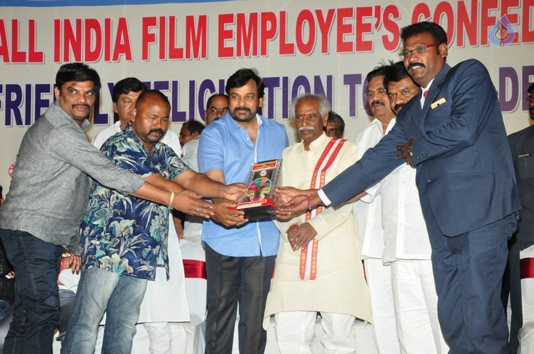 Film Industry Workers Felicitation - 75 / 96 photos