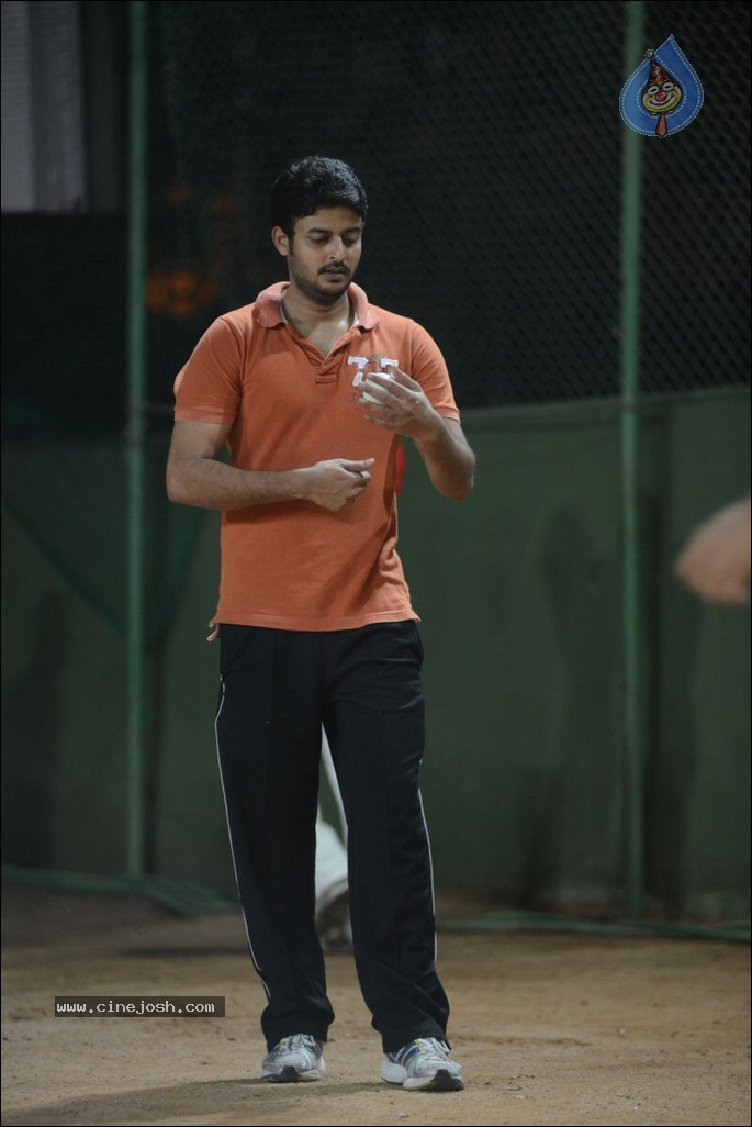 Film Stars Cricket Practice for LLCC - 40 / 79 photos