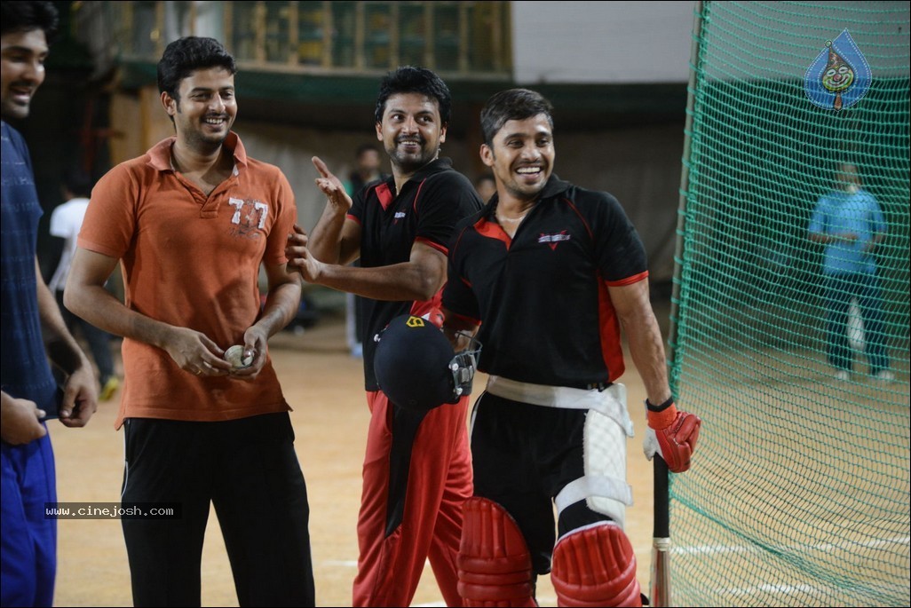Film Stars Cricket Practice for LLCC - 48 / 79 photos