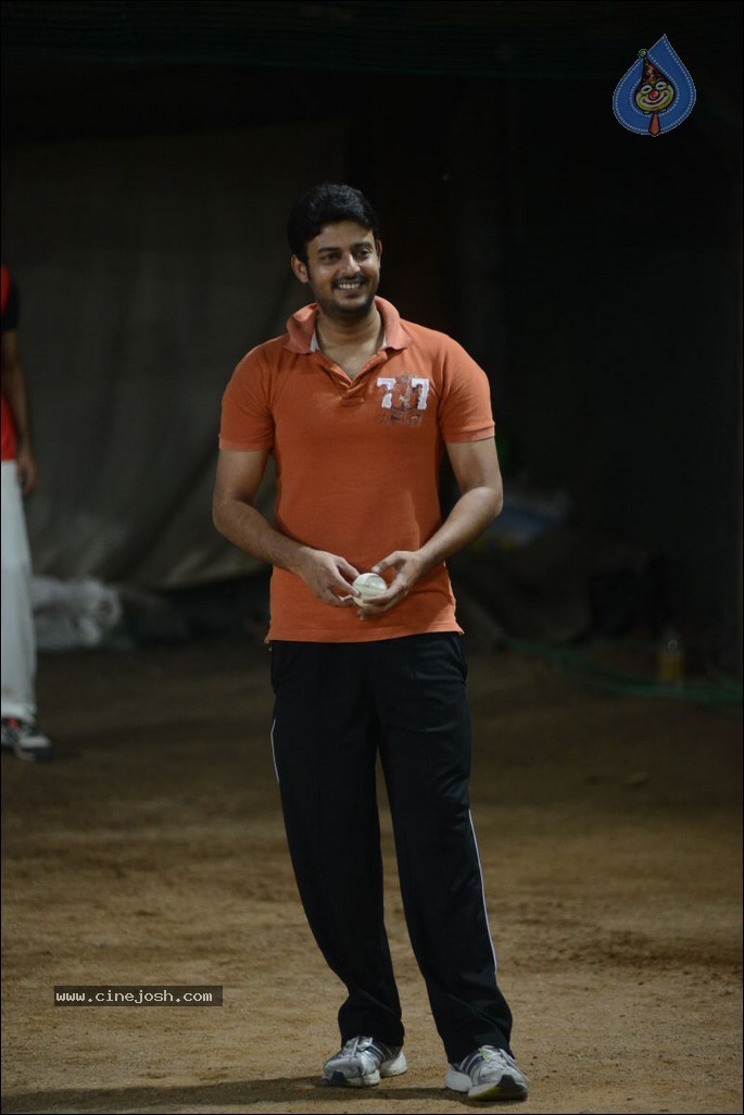 Film Stars Cricket Practice for LLCC - 71 / 79 photos