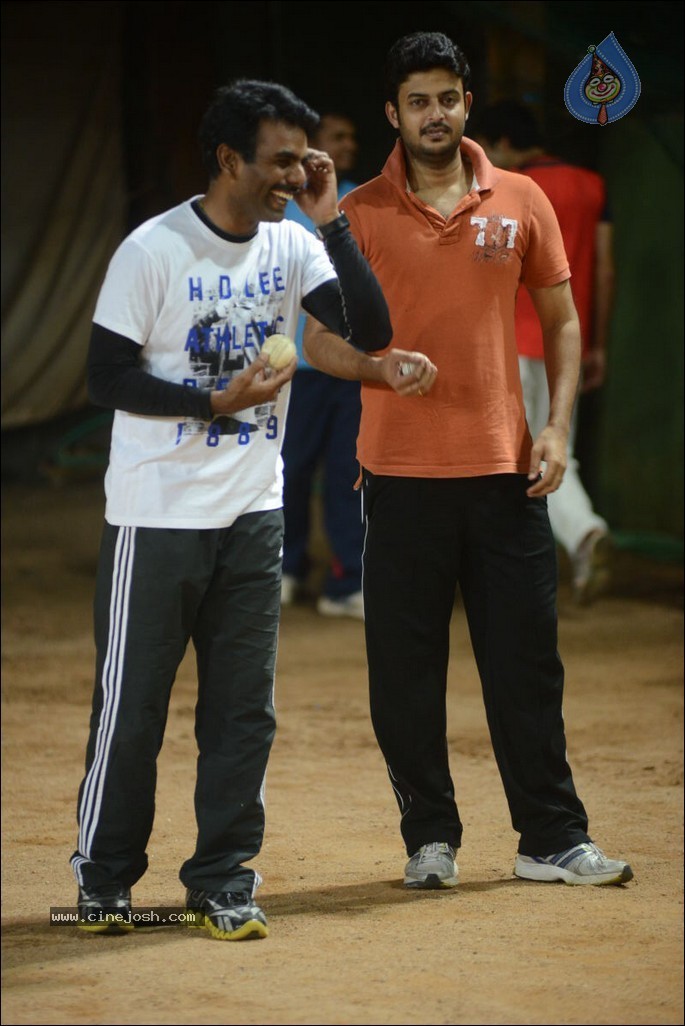 Film Stars Cricket Practice for LLCC - 76 / 79 photos