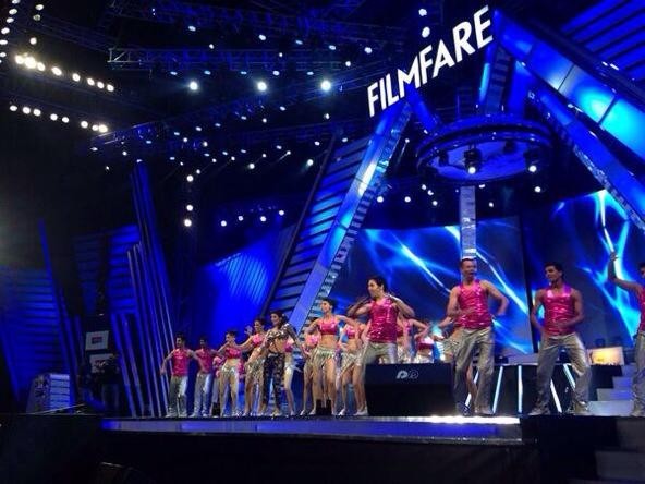 Filmfare Awards 2013 Photos - 46 / 94 photos