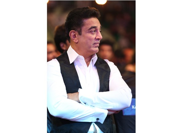 Filmfare Awards 2013 Photos - 63 / 94 photos