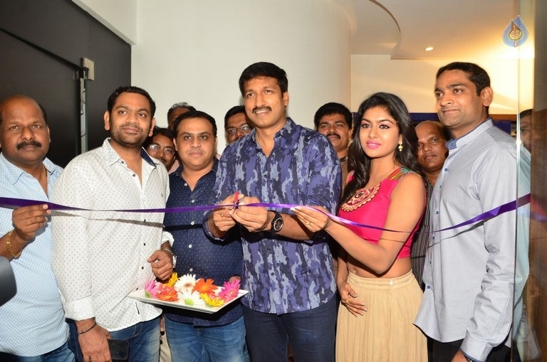 Filmy Junction Inauguration by Gopichand - 28 / 32 photos
