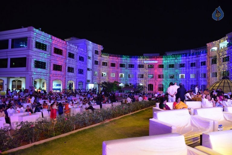 FNCC New Year Bash 2016 - 15 / 115 photos