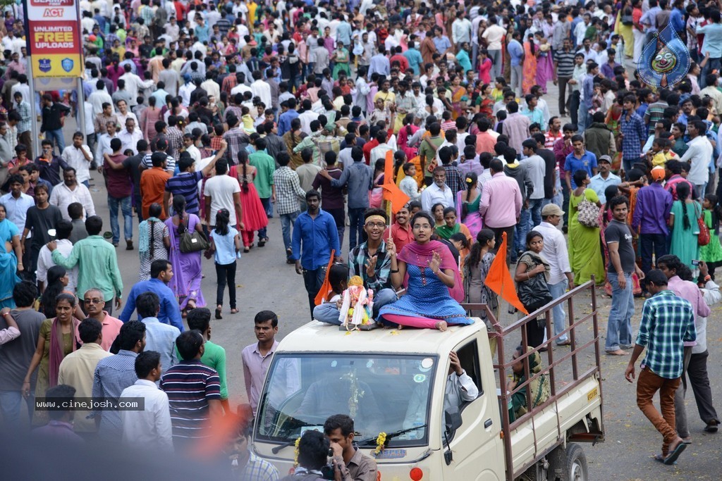 Ganesh Immersion 2014 Photos - 96 / 406 photos