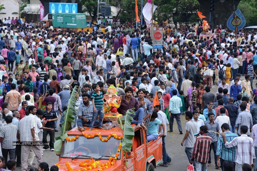 Ganesh Immersion 2014 Photos - 173 / 406 photos