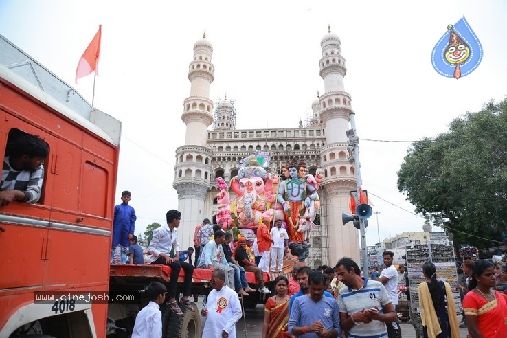 Ganesh Immersion At Hyderabad - 54 / 77 photos