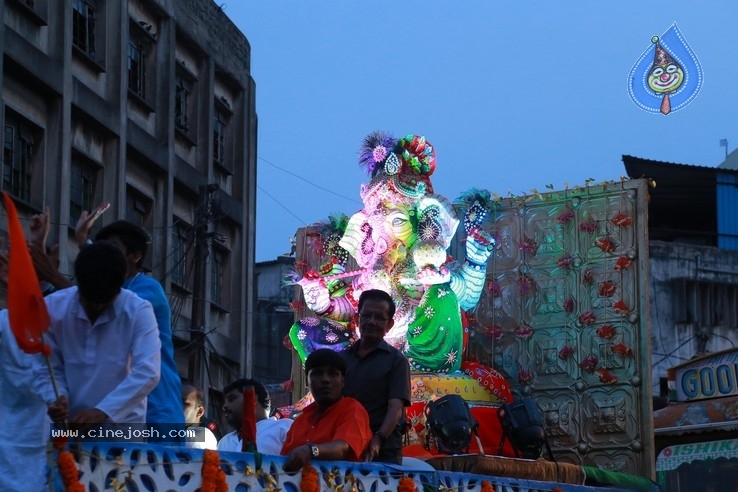 Ganesh Immersion At Hyderabad - 73 / 77 photos