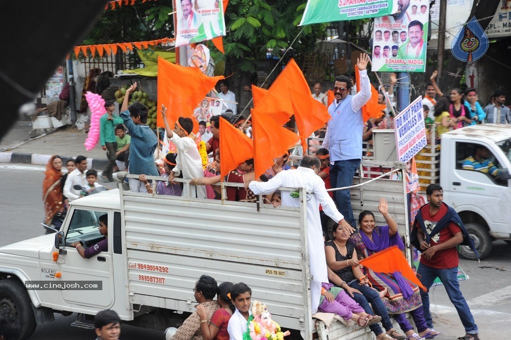 Ganesh Nimajjanam 2014 Photos - 14 / 193 photos