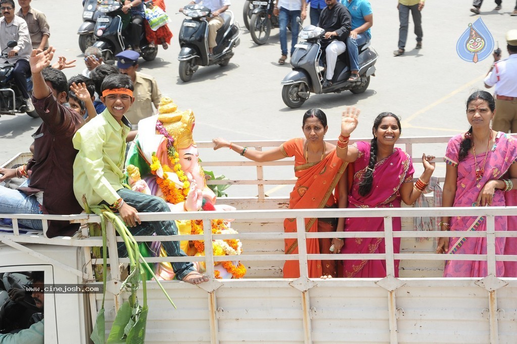Ganesh Nimajjanam 2014 Photos - 109 / 193 photos