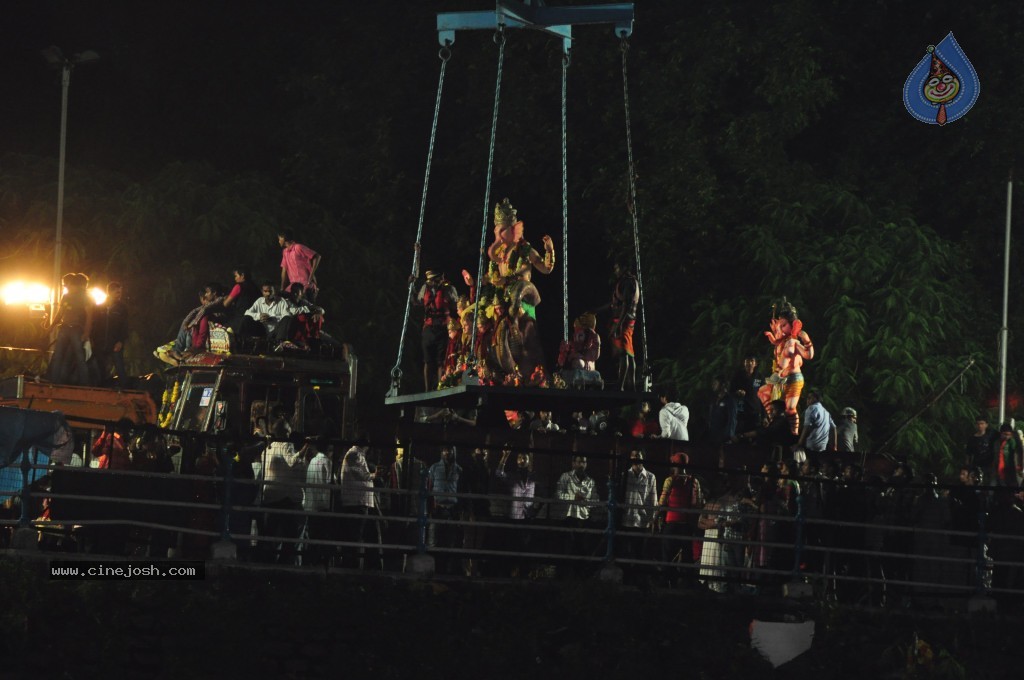 Ganesh Visarjan Photos at Hyd - 01 - 68 / 255 photos