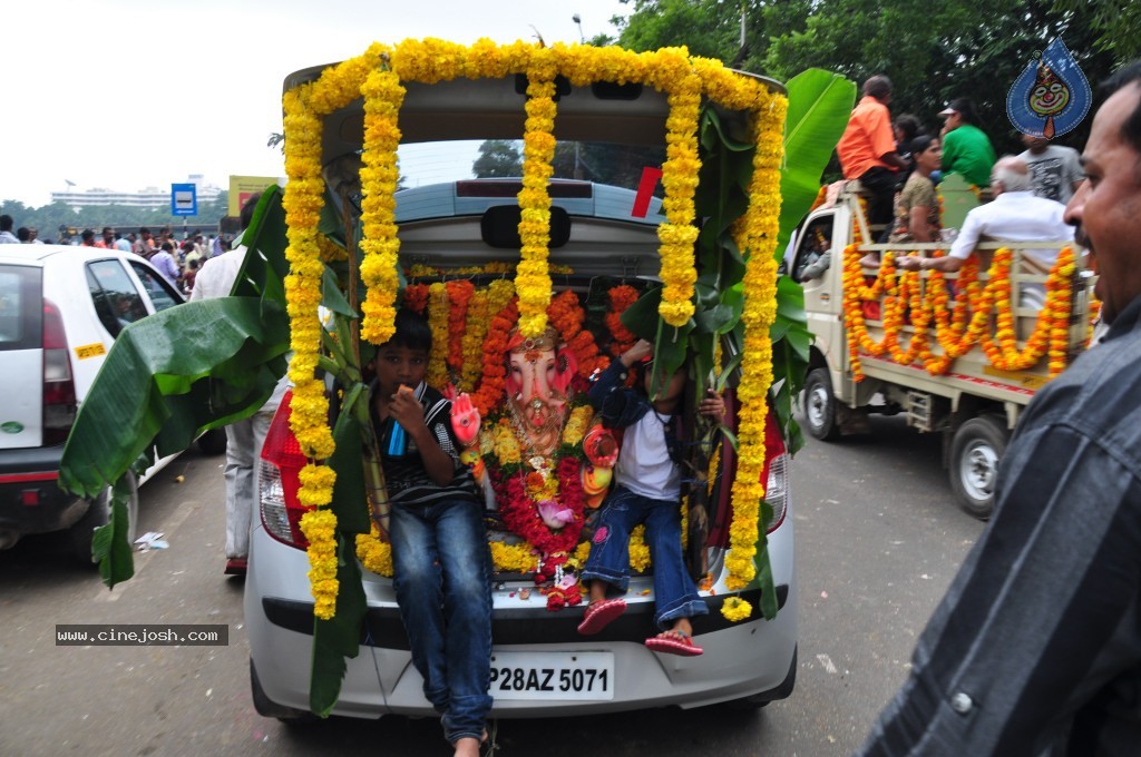 Ganesh Visarjan Photos at Hyd - 01 - 69 / 255 photos