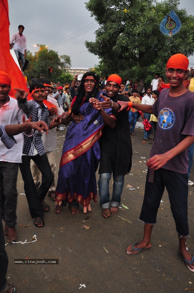 Ganesh Visarjan Photos at Hyd - 01 - 87 / 255 photos