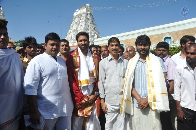 Gautham Nanda Team at Tirumala - 2 / 20 photos