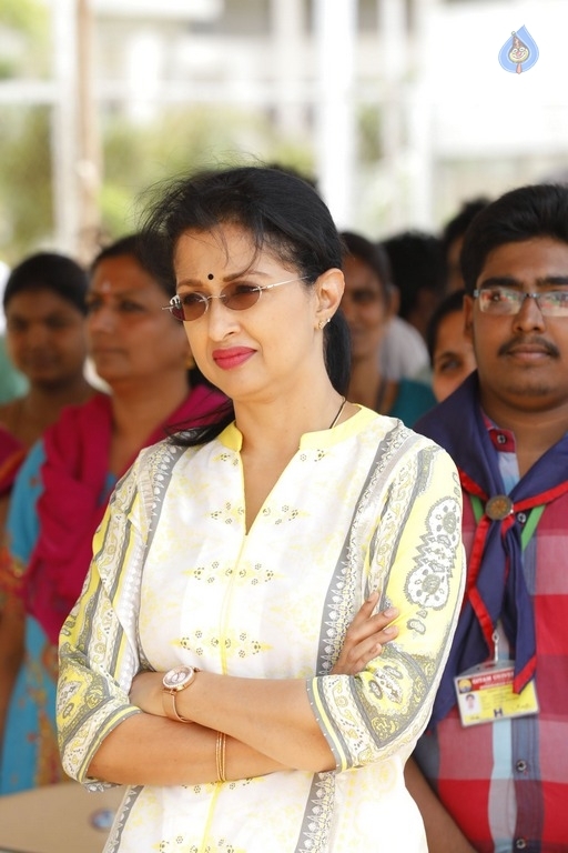 Gauthami Youth Yoga at Hyderabad Geetham College - 16 / 26 photos