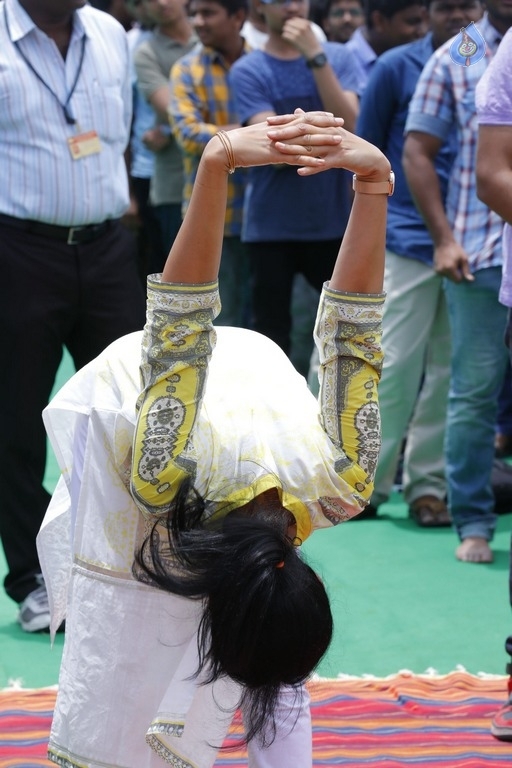 Gauthami Youth Yoga at Hyderabad Geetham College - 20 / 26 photos