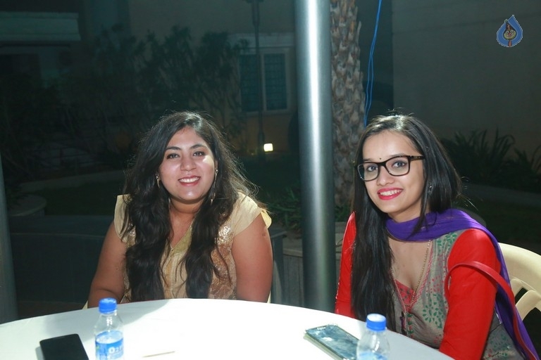 Get together Party Hosted by Omesh and Kanchan - 35 / 77 photos