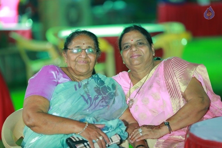 Get together Party Hosted by Omesh and Kanchan - 37 / 77 photos