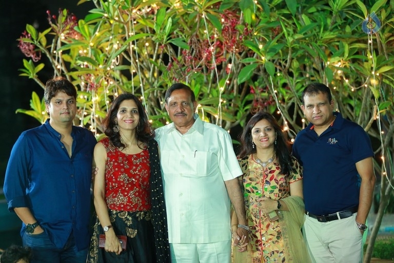 Get together Party Hosted by Omesh and Kanchan - 39 / 77 photos