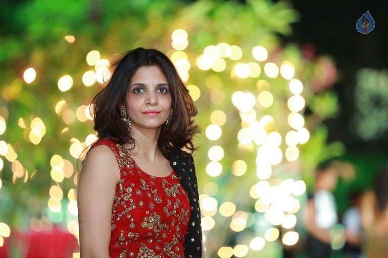 Get together Party Hosted by Omesh and Kanchan - 51 / 77 photos