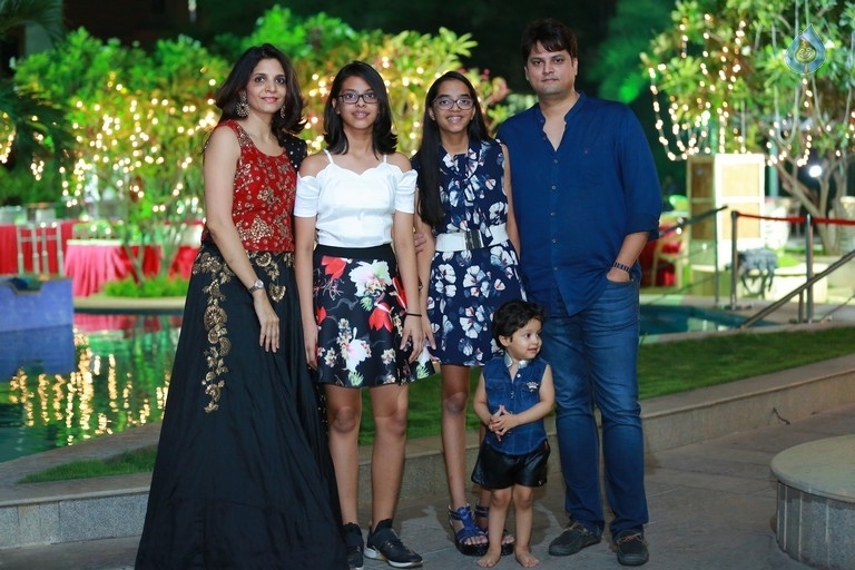 Get together Party Hosted by Omesh and Kanchan - 52 / 77 photos