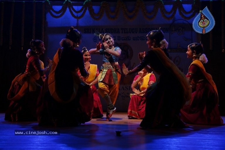 GuruSri Award Event 2018 Photos - 8 / 77 photos