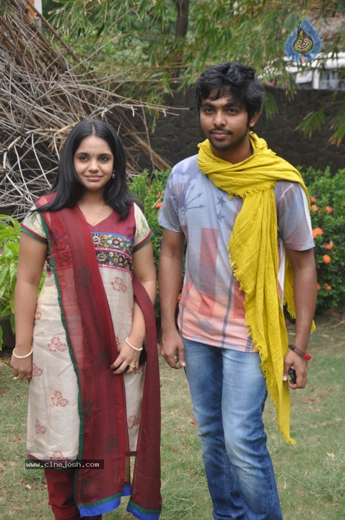 GV Prakash and Saindhavi PM - 7 / 31 photos