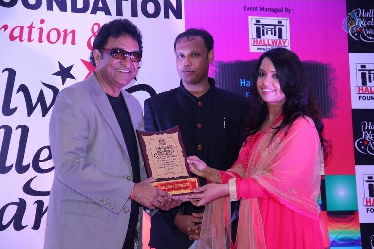 Hallway Excellence Awards 2015 - 25 / 38 photos