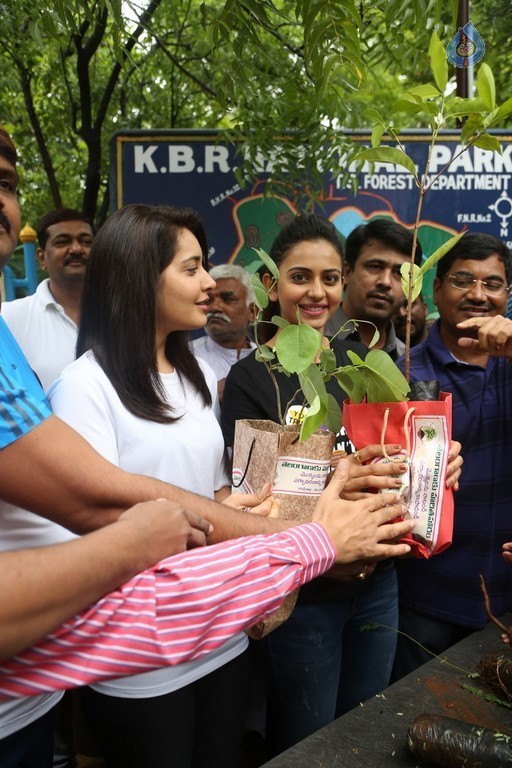 Haritha Haram Event at KBR Park - 80 / 102 photos