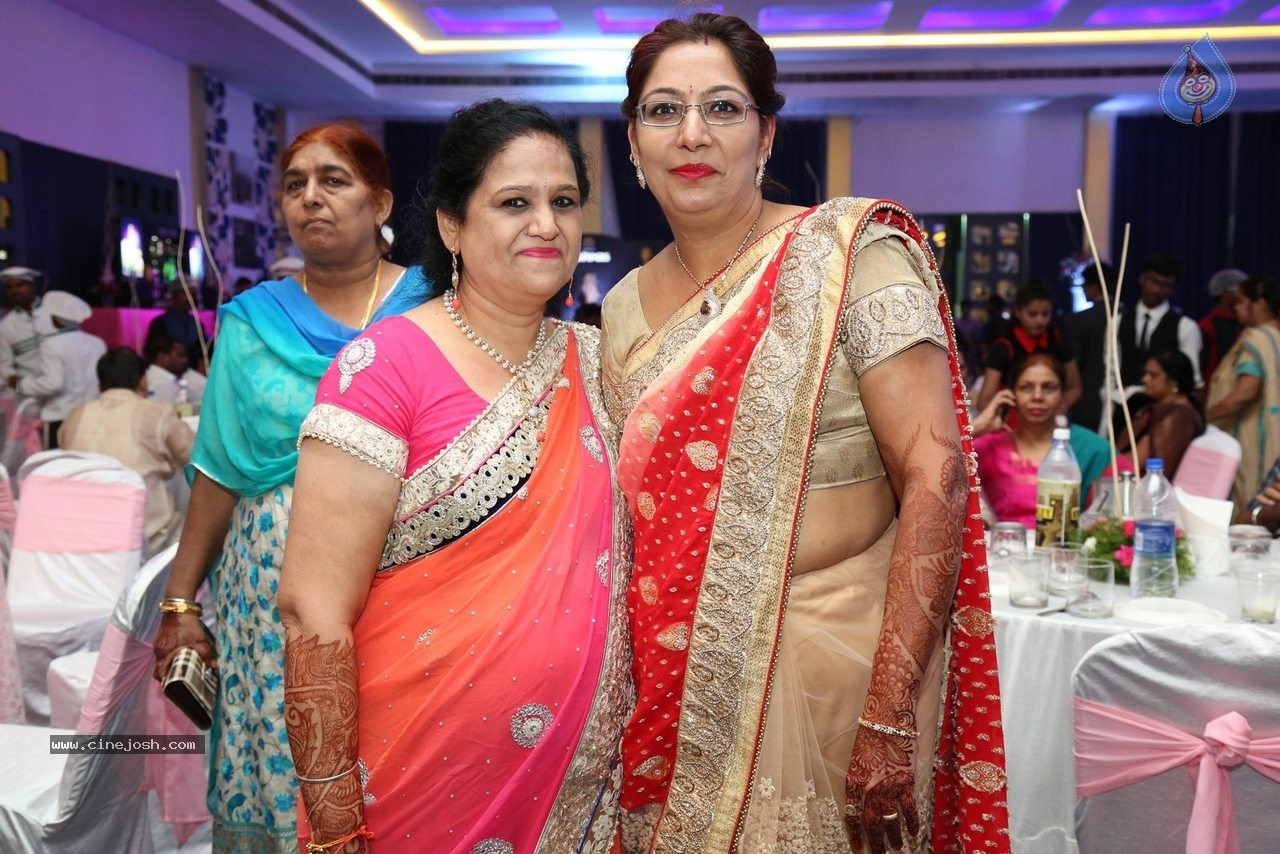 Harmeet and Rashmit Engagement Ceremony - 19 / 186 photos