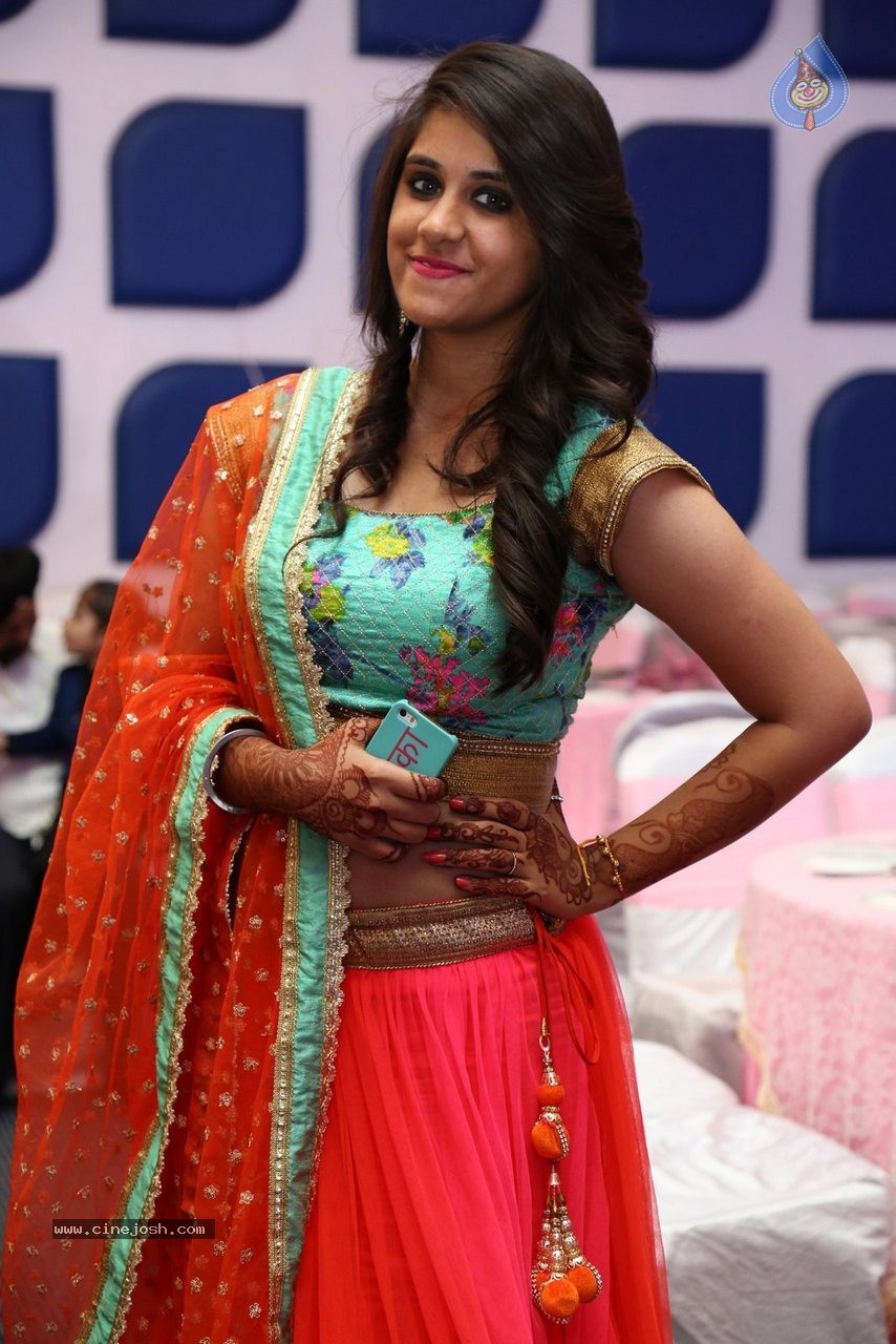 Harmeet and Rashmit Engagement Ceremony - 23 / 186 photos