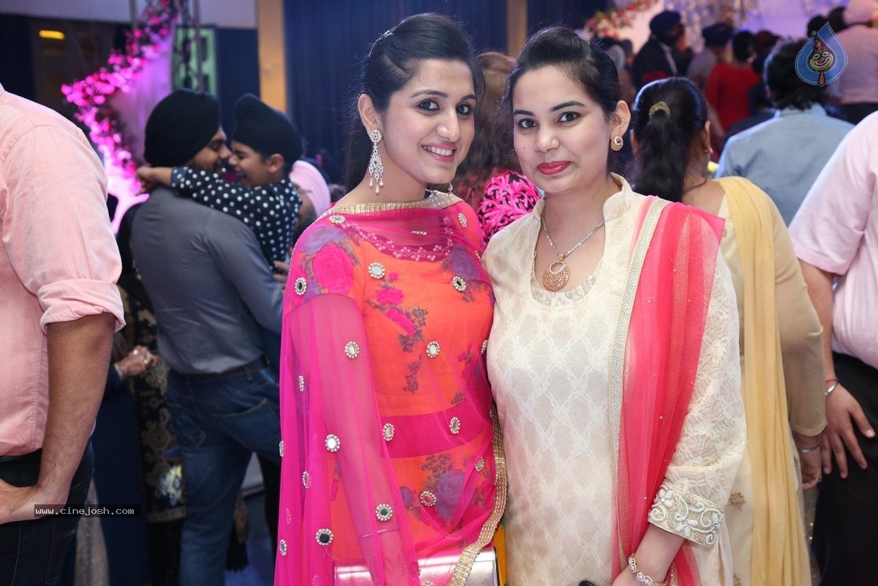 Harmeet and Rashmit Engagement Ceremony - 28 / 186 photos