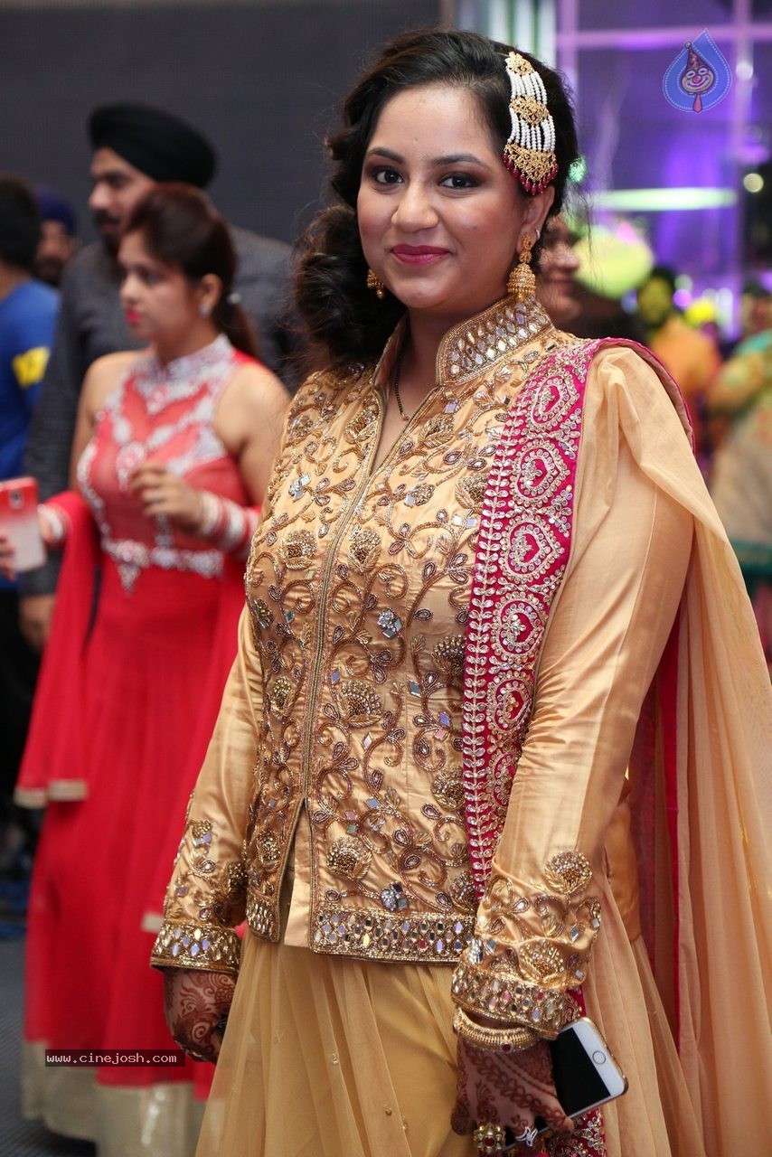 Harmeet and Rashmit Engagement Ceremony - 43 / 186 photos