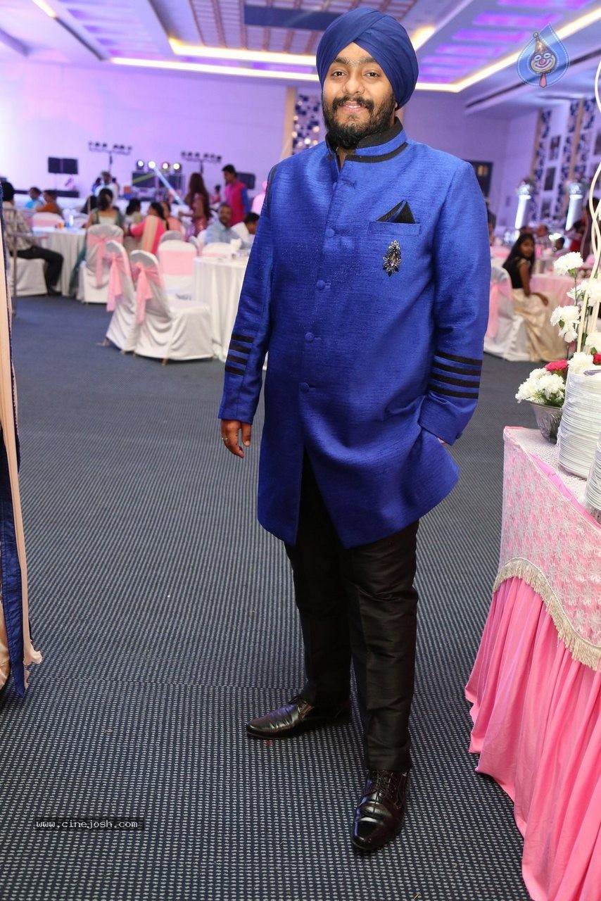 Harmeet and Rashmit Engagement Ceremony - 52 / 186 photos