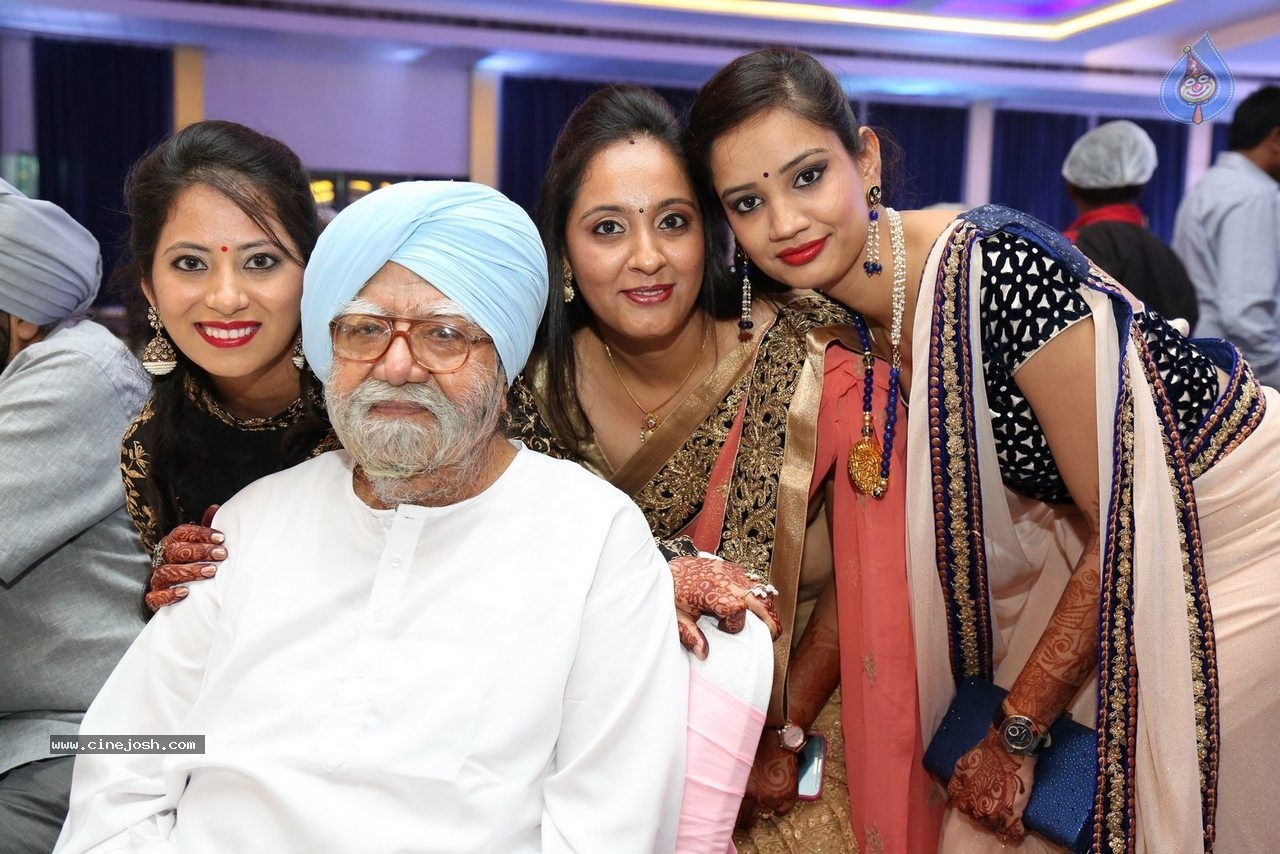 Harmeet and Rashmit Engagement Ceremony - 63 / 186 photos