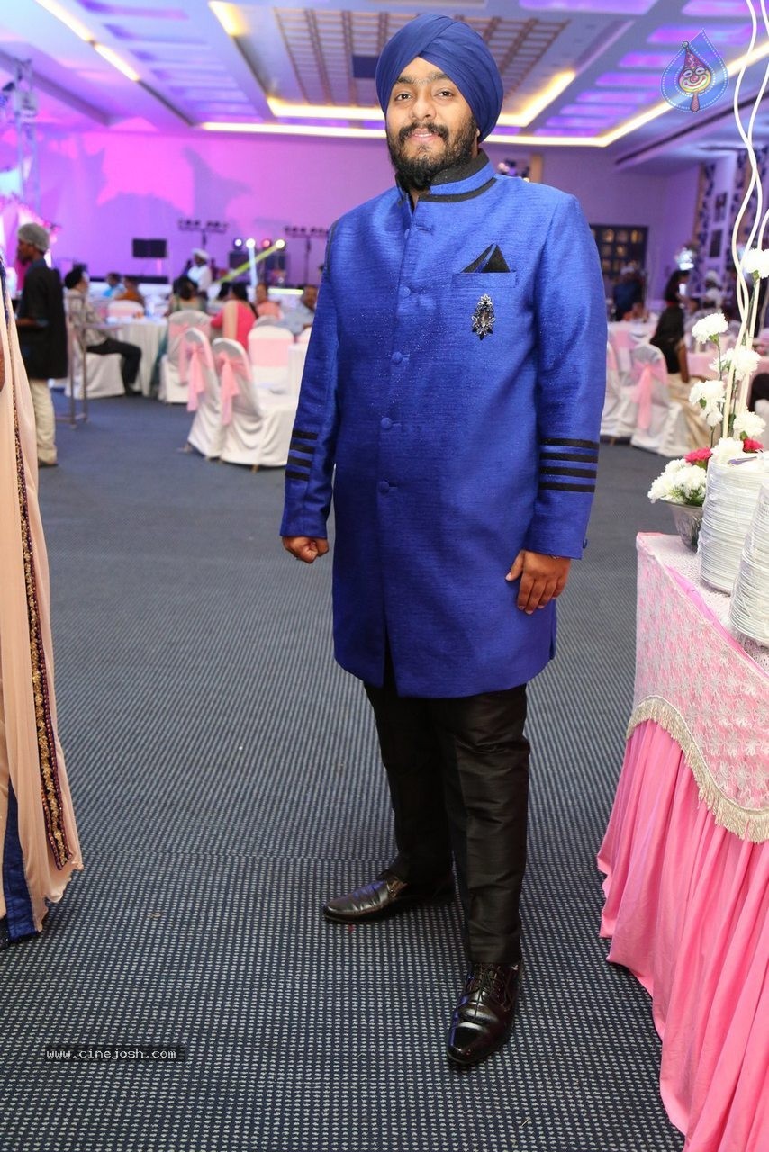 Harmeet and Rashmit Engagement Ceremony - 76 / 186 photos