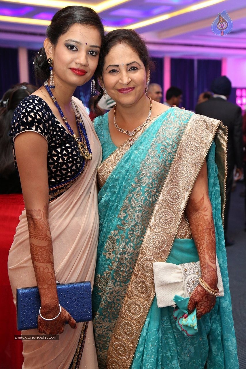 Harmeet and Rashmit Engagement Ceremony - 101 / 186 photos