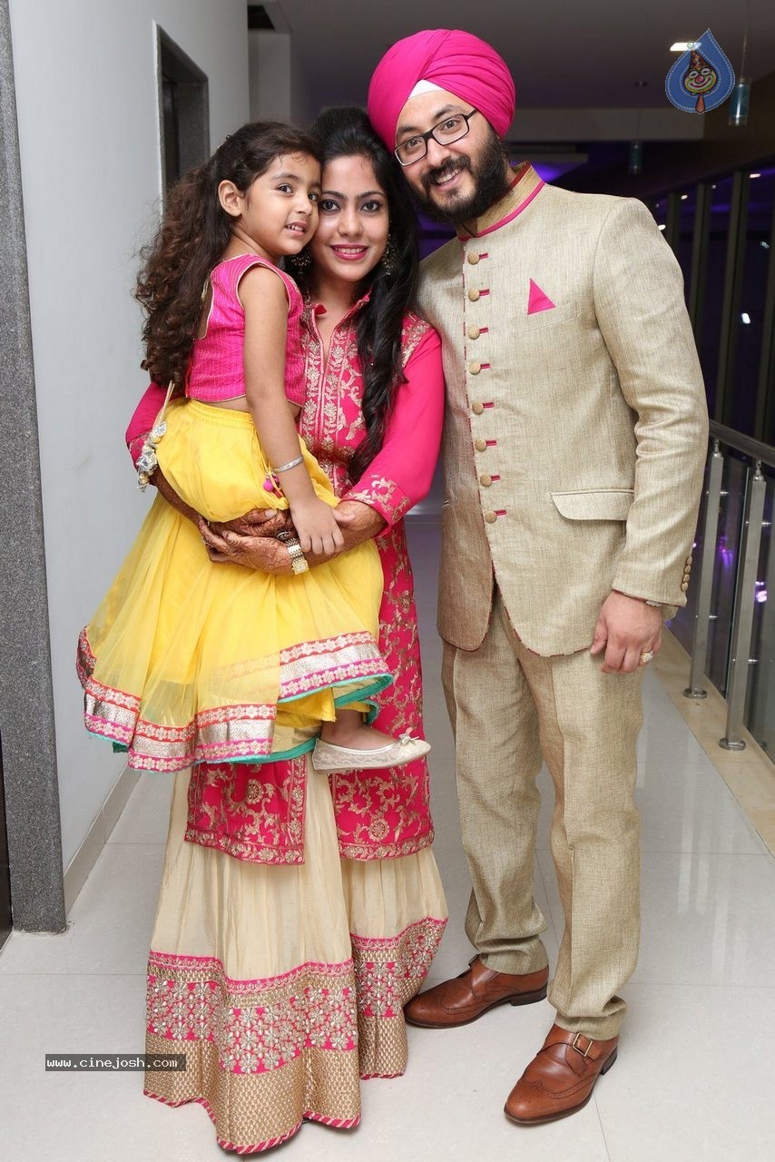 Harmeet and Rashmit Engagement Ceremony - 110 / 186 photos