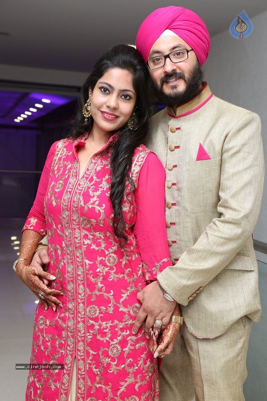 Harmeet and Rashmit Engagement Ceremony - 111 / 186 photos