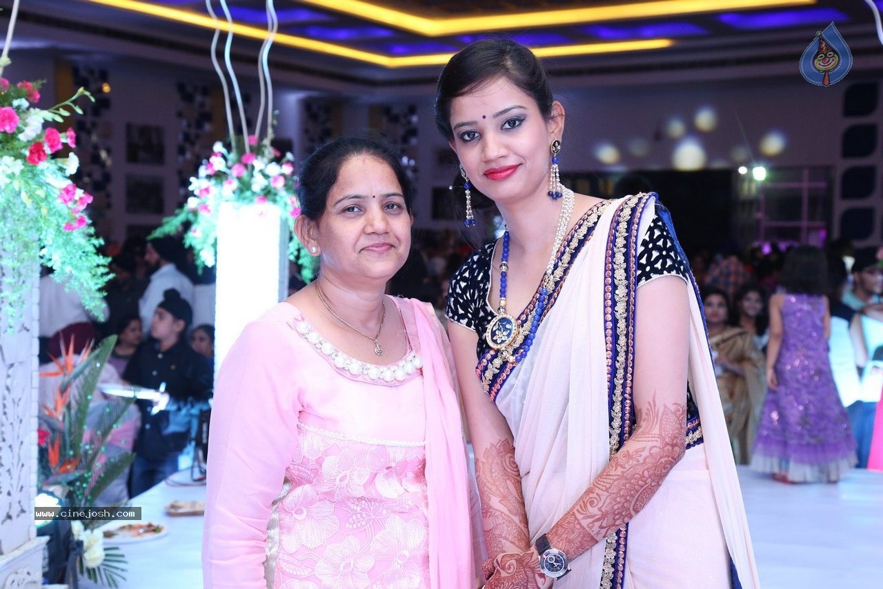 Harmeet and Rashmit Engagement Ceremony - 112 / 186 photos